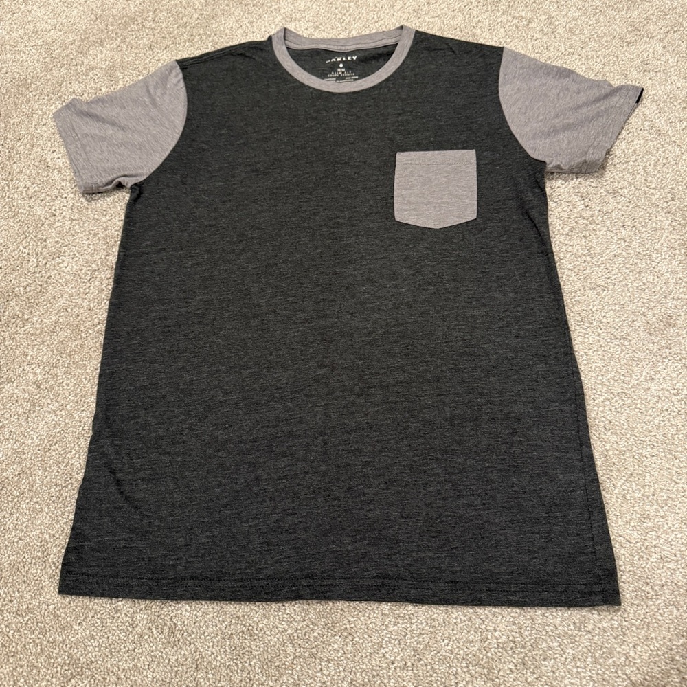 J. Oakley Shirt Mens Medium Grey Gray Slim Fit Crew Neck Short Sleeve Raglan